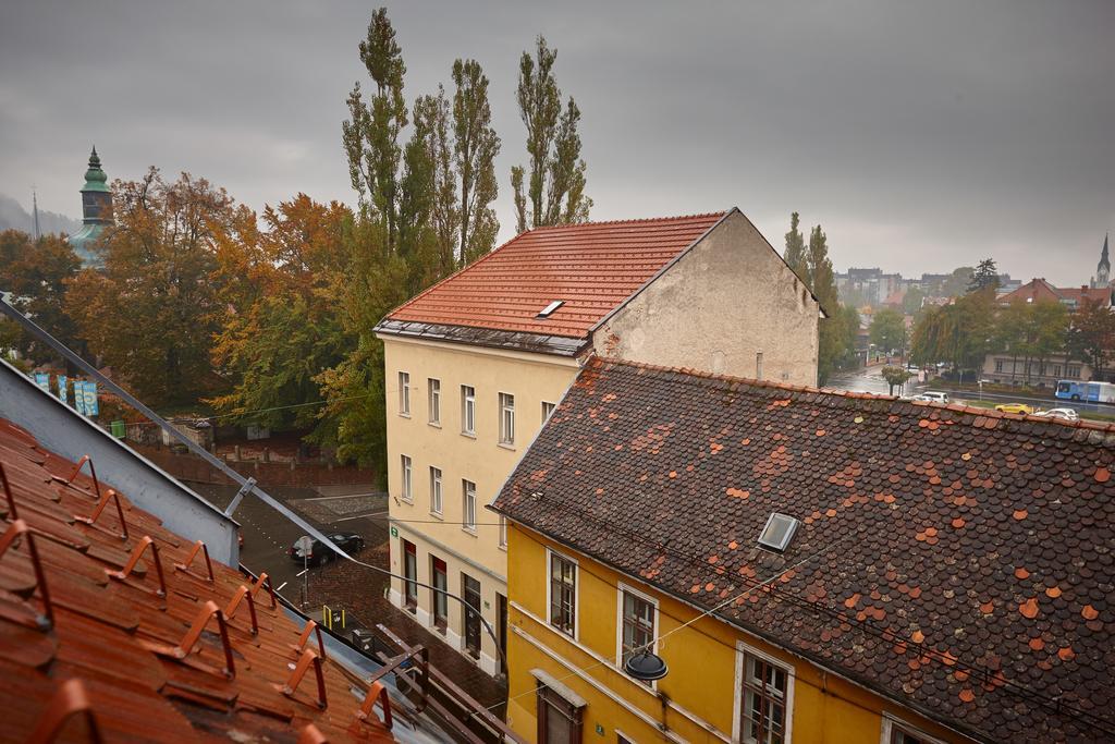 Hotel Mrak Superior Ljubljana Exterior photo